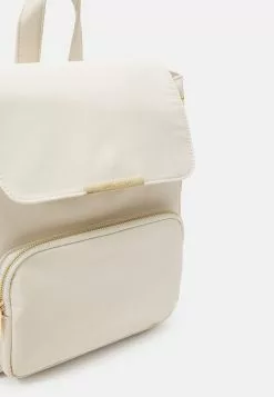 Anna Field Tagesrucksack - Off-white 12 Anna Field Tagesrucksack - Off-white -Anna Field Stil Geschaft 14d91ef5c4b14b69a3dddf804160e88c