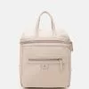 Anna Field Tagesrucksack - Off-white 2 Anna Field Tagesrucksack - Off-white -Anna Field Stil Geschaft 24385646062c46b2af1eb19be413f00f