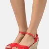 Anna Field Keilsandalette - Red 2 Anna Field Keilsandalette - Red -Anna Field Stil Geschaft 2a24da499504452d8e2b288f336e088b