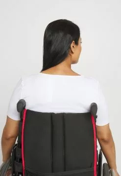 Anna Field T-Shirt Basic - White 12 Anna Field T-Shirt Basic - White -Anna Field Stil Geschaft 2bb2bd4ee3274a44a2f91bda1c9e16ea