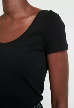 Anna Field 2 PACK - T-Shirt Basic - Black 13 Anna Field 2 PACK - T-Shirt Basic - Black -Anna Field Stil Geschaft 3f22961364d747b69b448cb55c2d3640