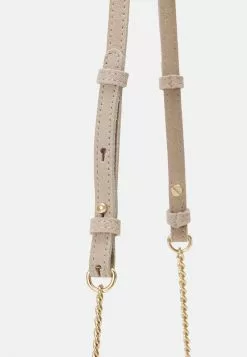 Anna Field LEATHER - Clutch - Taupe 11 Anna Field LEATHER - Clutch - Taupe -Anna Field Stil Geschaft 3f97a3c2018344e5aad851c86ec40539