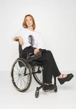 Anna Field T-Shirt Print - White 12 Anna Field T-Shirt Print - White -Anna Field Stil Geschaft 422ed7cab5584cd1a5515aaa7f2b9e90