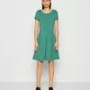 Anna Field Jerseykleid - Dark Green 2 Anna Field Jerseykleid - Dark Green -Anna Field Stil Geschaft 55f4b756547f41c28bbaf9bddd608c04