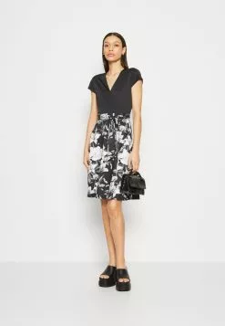 Anna Field Jerseykleid - Black/grey/white 9 Anna Field Jerseykleid - Black/grey/white -Anna Field Stil Geschaft 681821903977477eacef976be505aa5d