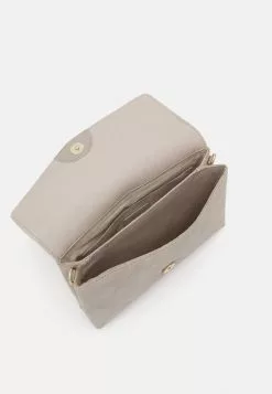 Anna Field LEATHER - Clutch - Taupe 10 Anna Field LEATHER - Clutch - Taupe -Anna Field Stil Geschaft 6bf8b242c7dc452691eb91bce809c124
