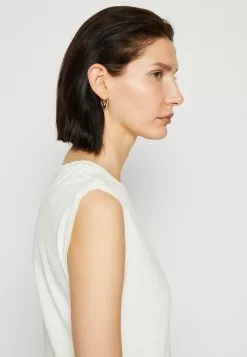 Anna Field T-Shirt Basic - Off-white -Anna Field Stil Geschaft 76c83fff5a7b4b4c88a0a9e3a714eb1e