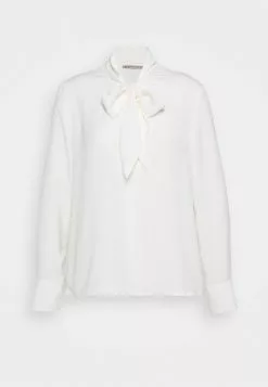 Anna Field Langarmshirt - Off-white 11 Anna Field Langarmshirt - Off-white -Anna Field Stil Geschaft 7c76216c8fb74b9c94fb05cb83d9ea1d 1