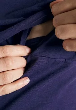 Anna Field MAMA MATERNITY LONG TEE - T-Shirt Basic - Dark Blue 13 Anna Field MAMA MATERNITY LONG TEE - T-Shirt Basic - Dark Blue -Anna Field Stil Geschaft ed6fc839d3f743288f6ed99d03a4f475