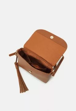 Anna Field LEATHER - Umhängetasche - Cognac 10 Anna Field LEATHER - Umhängetasche - Cognac -Anna Field Stil Geschaft f4e7c40fc4bb46d7baedfb636320b017